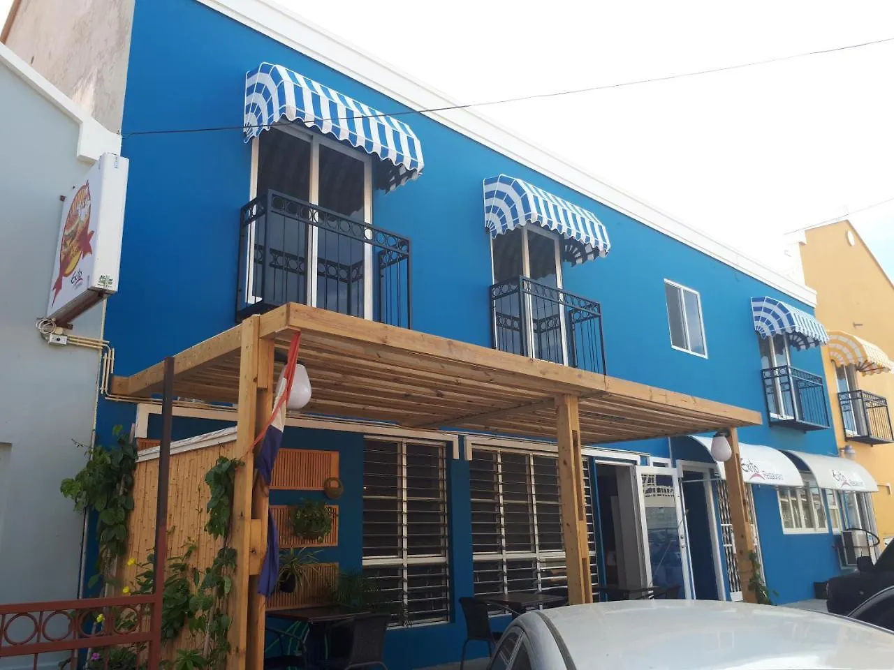 Exito Apartments Kralendijk  3*, Kralendijk (Bonaire)